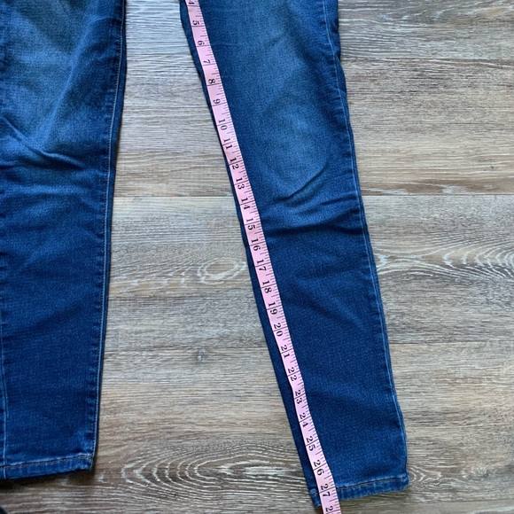 KanCan High Waist Medium Wash Stretchy Skinny Jeans 3  25 - Picture 5 of 6